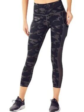 Fabletics On-The-Go Powerhold High Waisted Capri Camo Print Leggings